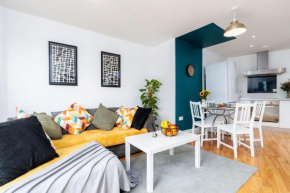 2Bed 2Bath Apartment near Sheffield City Centre with Free parking space